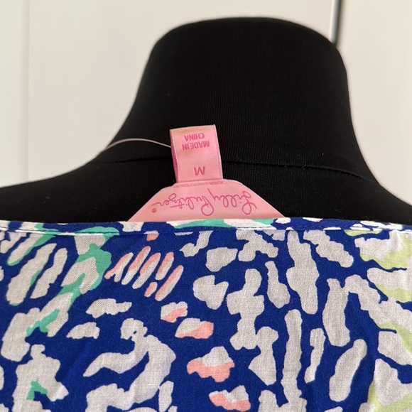Lilly Pulitzer top with tag - Picture 5 of 6
